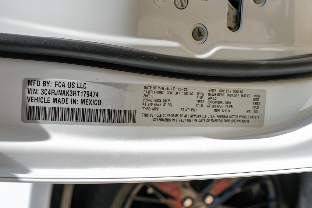 Used 2024 Jeep Wagoneer Launch Edition image 57