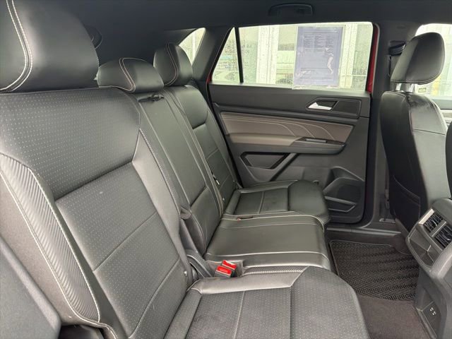 Used 2022 Volkswagen Atlas Cross Sport SE image 30