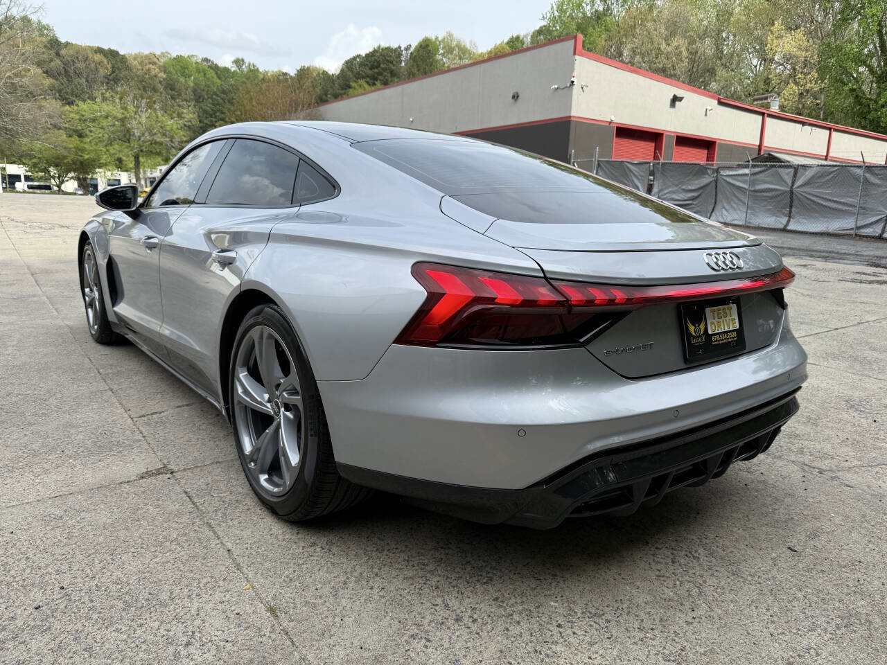 Used 2022 Audi e-tron GT Premium Plus image 4