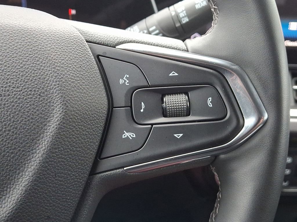 Certified 2025 Chevrolet Trax ACTIV image 22