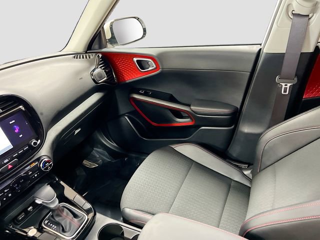 Used 2023 Kia Soul GT-Line image 23