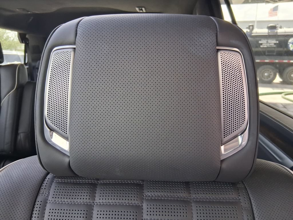 Used 2026 Cadillac Escalade Platinum Sport w/ LPO, Floor Liner Package RWD image 20