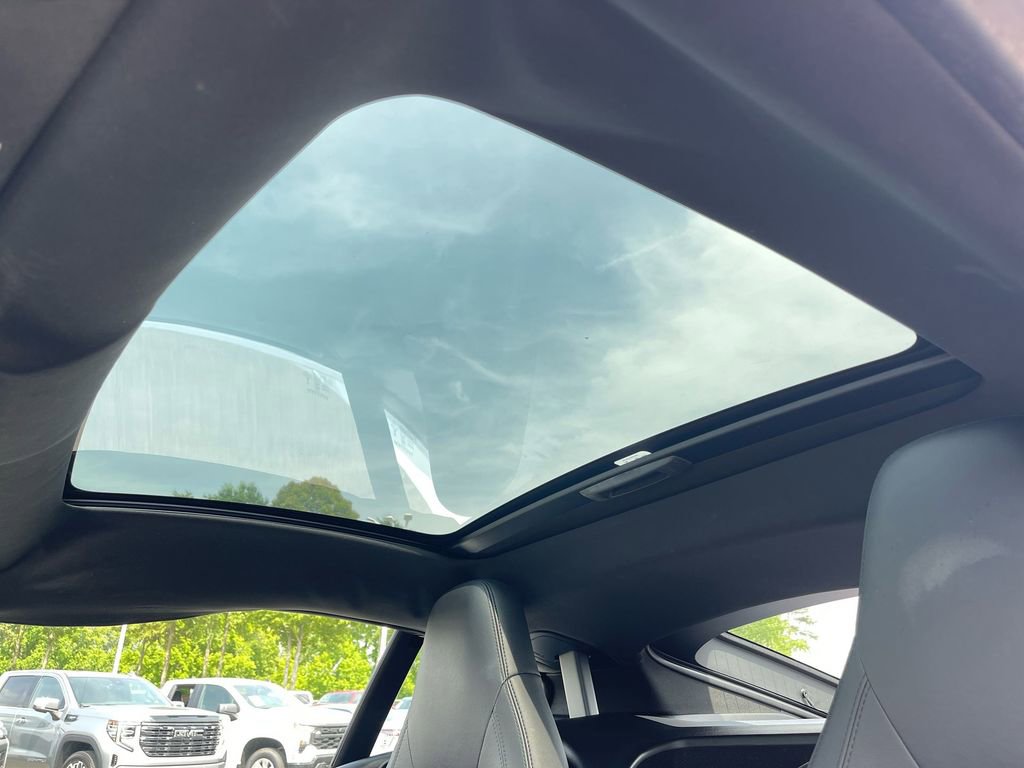 Used 2015 Jaguar F-TYPE Coupe image 11