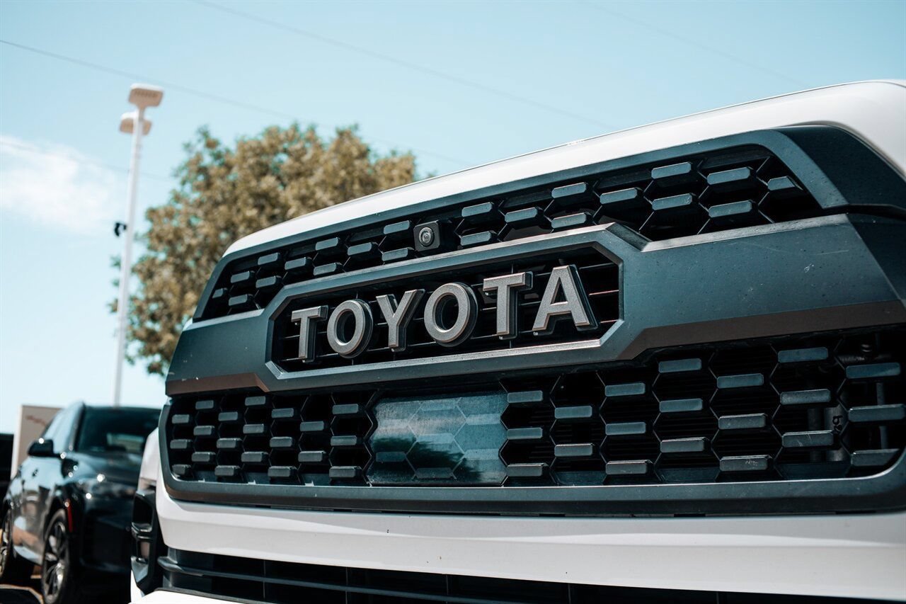 Used 2023 Toyota Tacoma TRD Pro AWD/4WD image 10