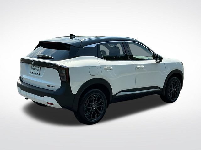 New 2026 Nissan Kicks SR w/ SR Premium Package AWD/4WD image 7