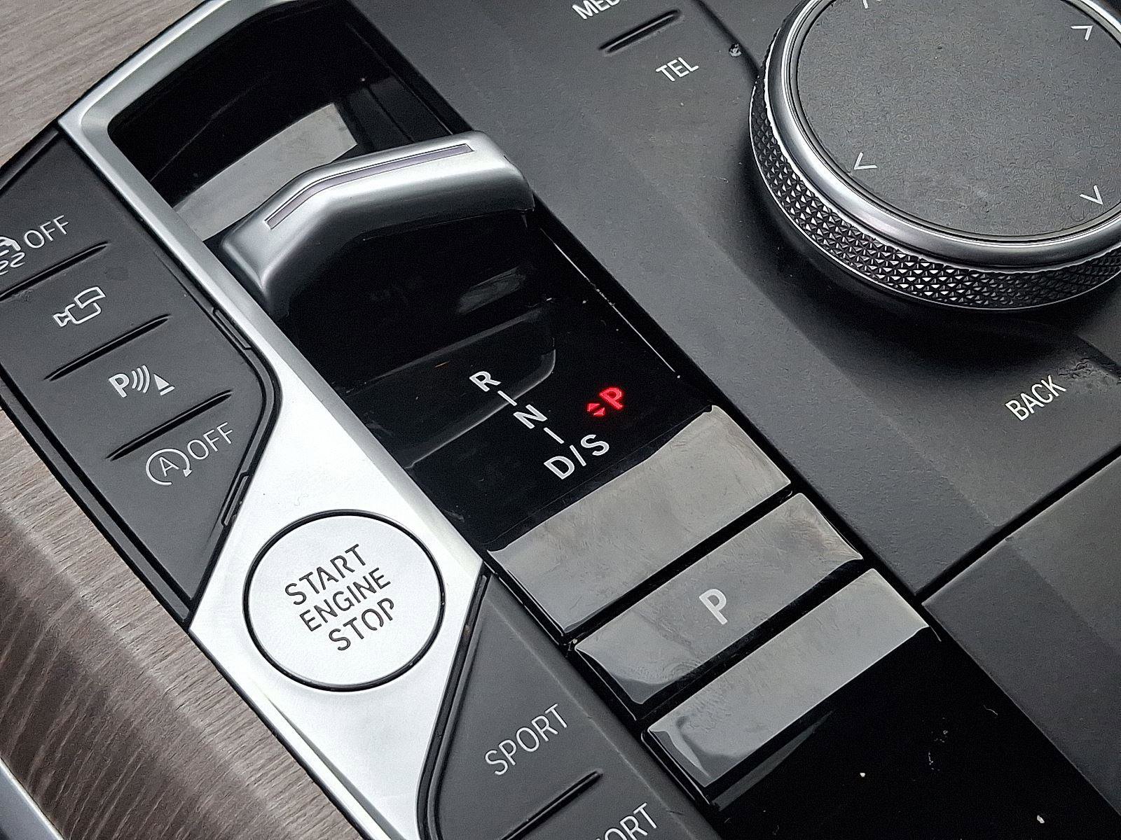 Used 2025 BMW 330i xDrive Sedan image 15