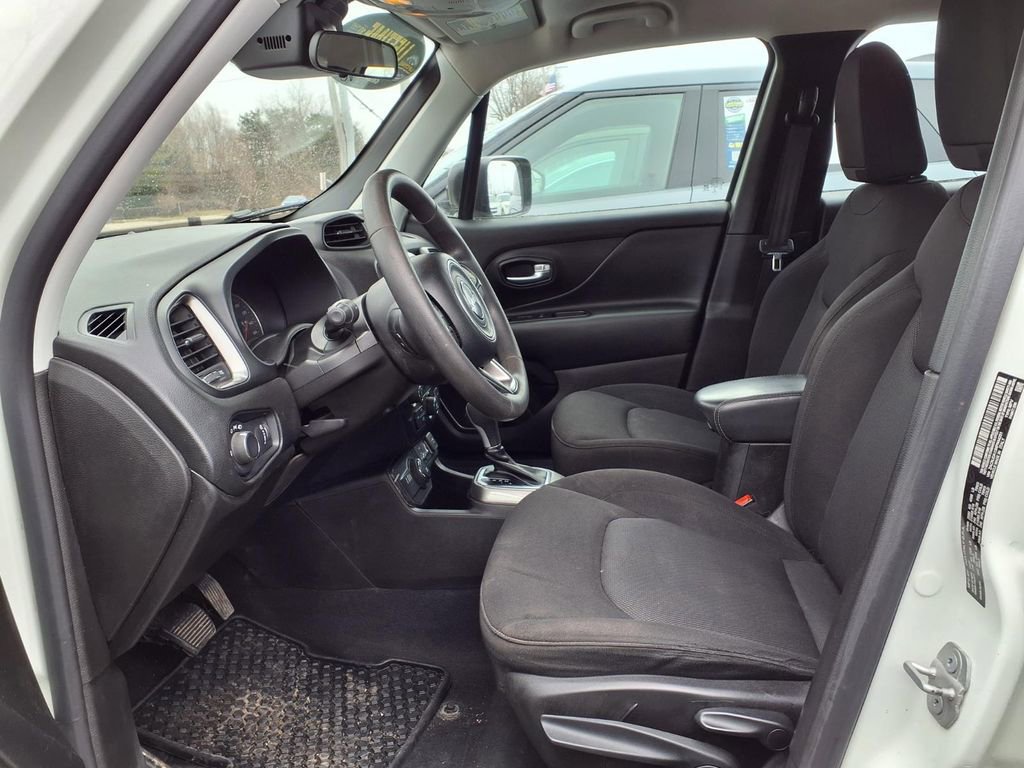 Used 2022 Jeep Renegade Sport image 10