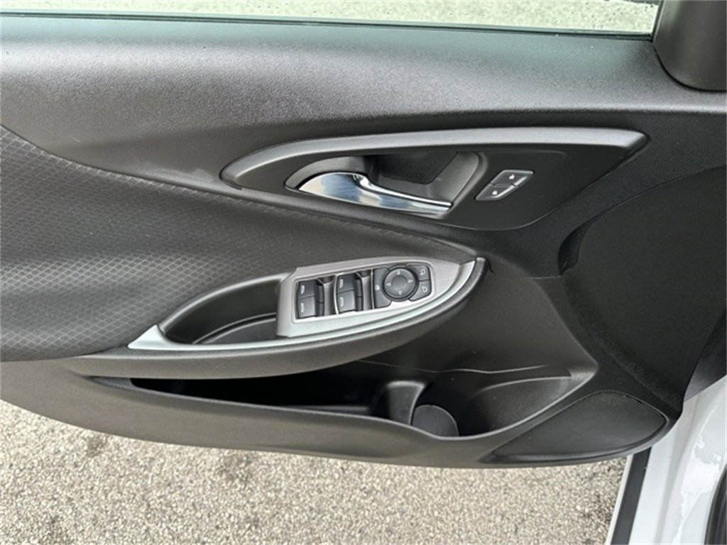 Used 2023 Chevrolet Malibu LT w/ Driver Confidence Package image 20