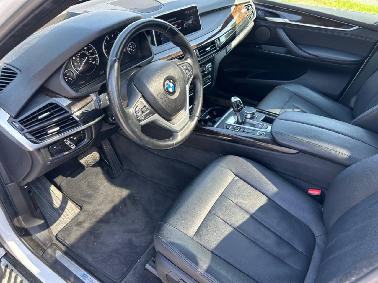 Used 2017 BMW X5 xDrive40e AWD/4WD image 9