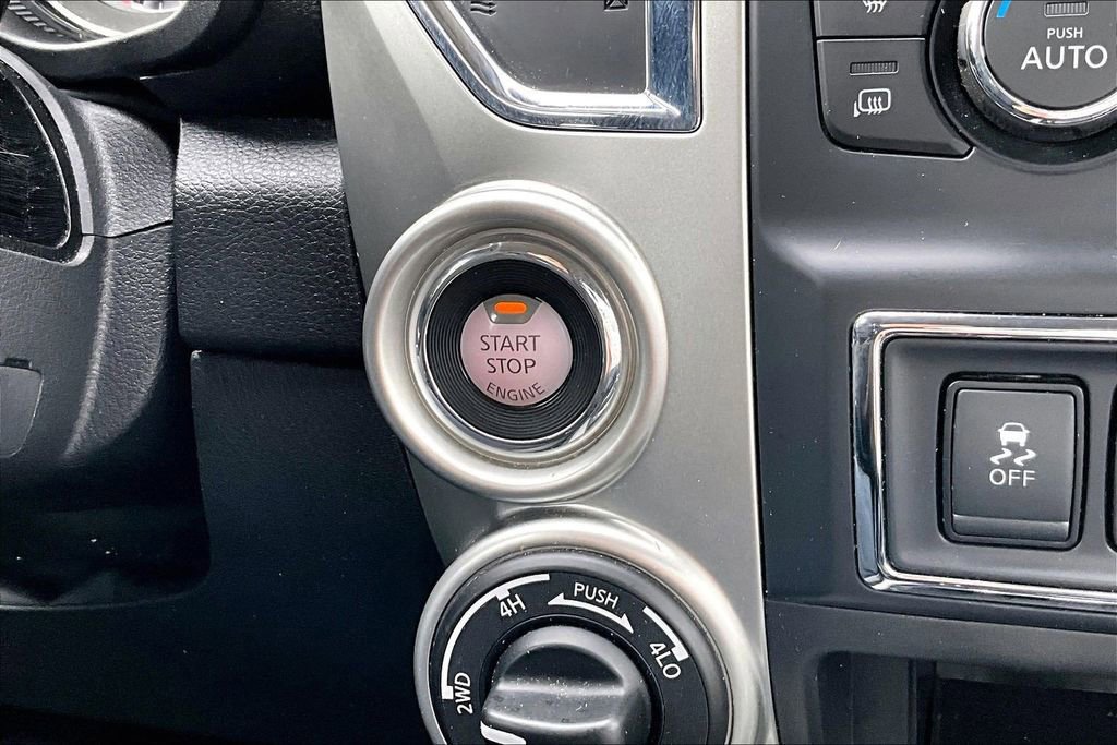 Used 2019 Nissan Titan PRO-4X image 25