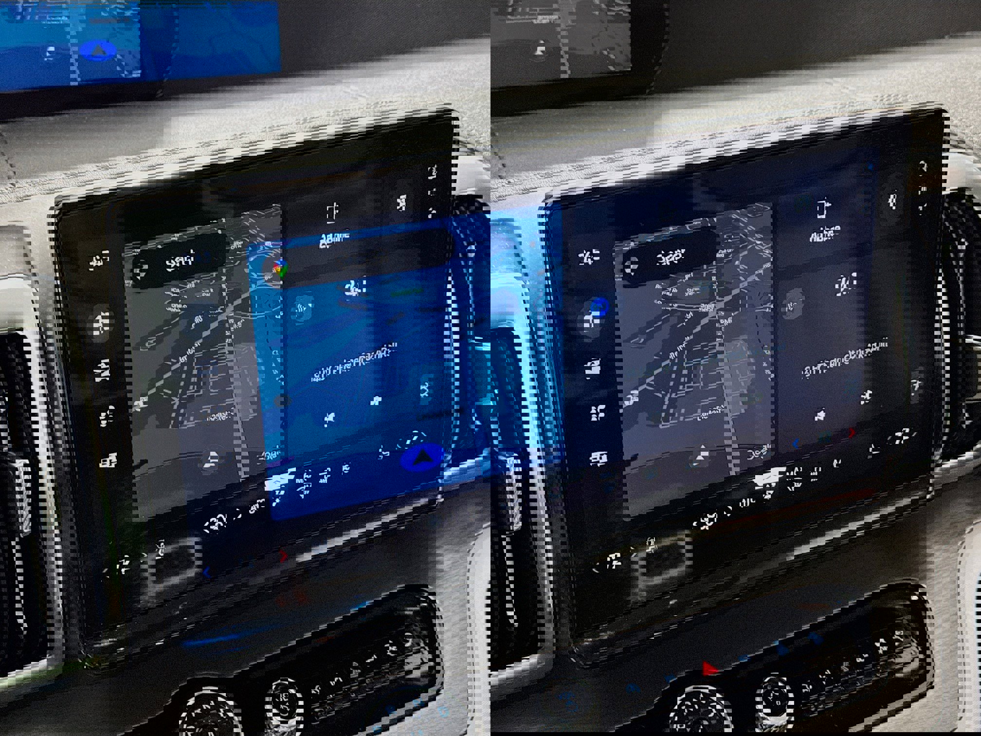 Used 2025 Ford Expedition Max Platinum image 19