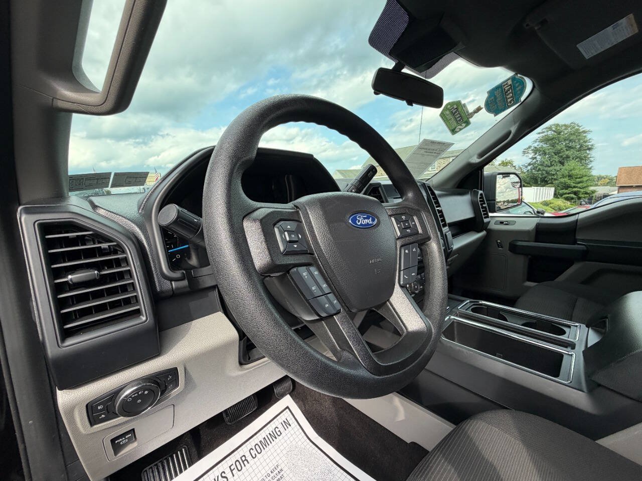 Used 2020 Ford F150 XL w/ Equipment Group 101A Mid AWD/4WD image 19