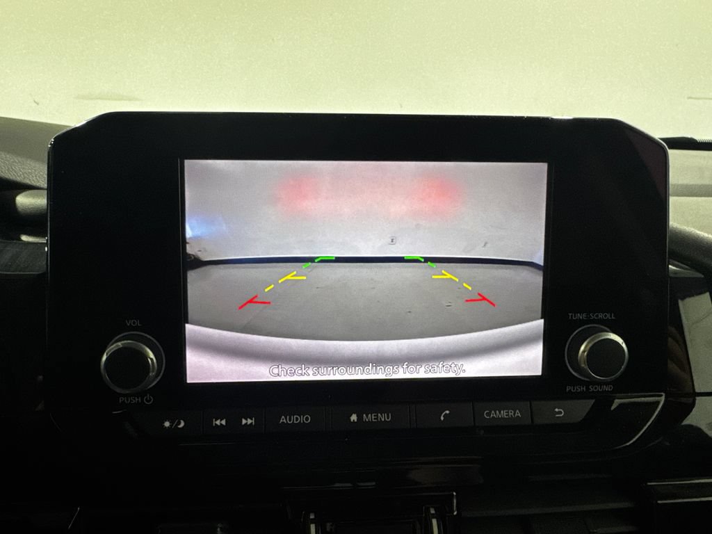 Used 2025 Nissan Pathfinder SV AWD/4WD image 10