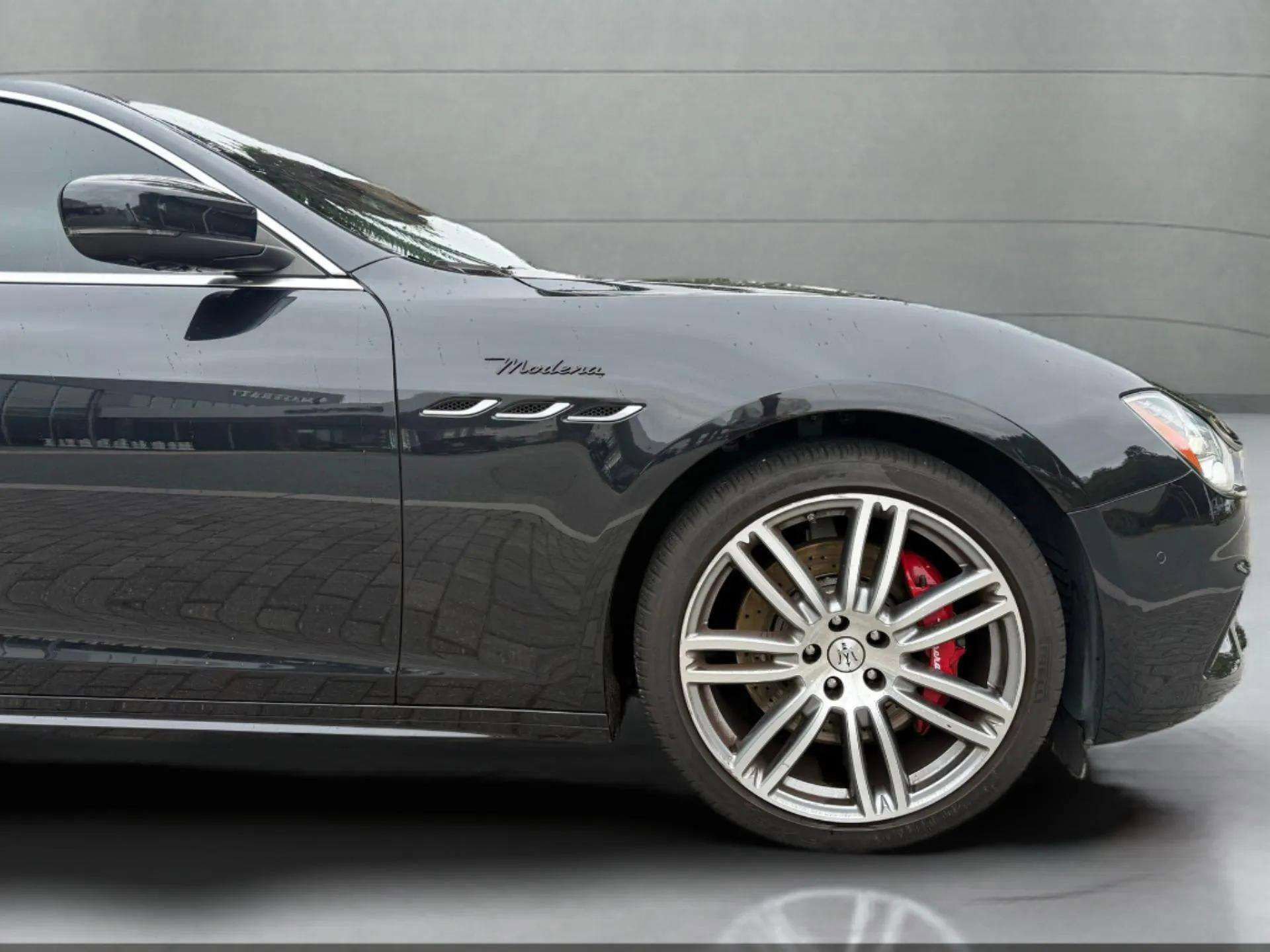 Used 2022 Maserati Ghibli Modena image 9