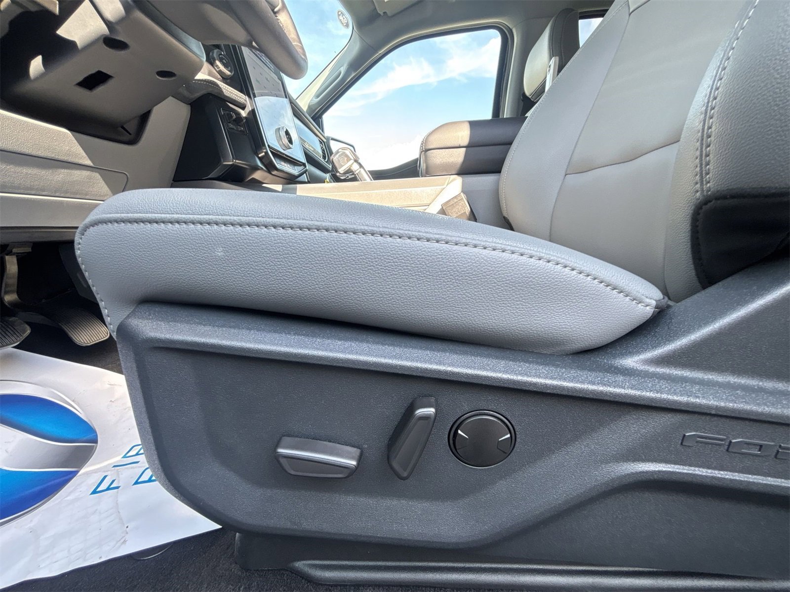 New 2025 Ford F150 Lightning Flash image 14