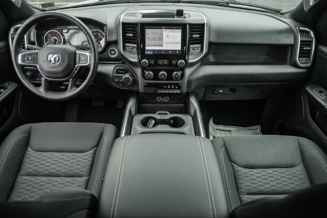 New 2026 RAM 1500 Express AWD/4WD image 29
