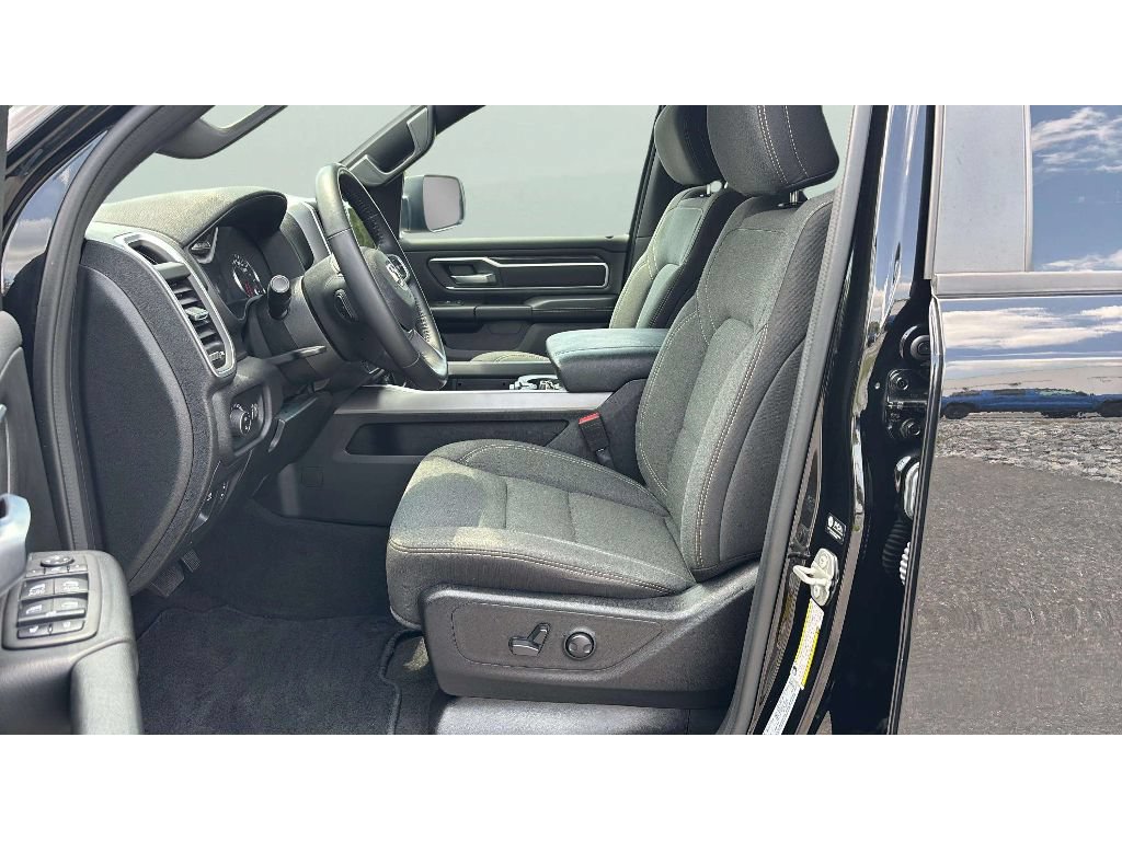 Used 2023 RAM 1500 Big Horn AWD/4WD image 10