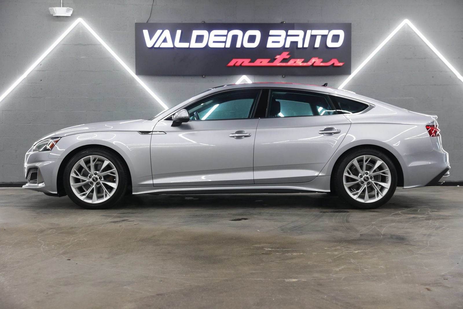 Used 2023 Audi A5 2.0T Premium Plus w/ Premium Plus AWD/4WD image 10