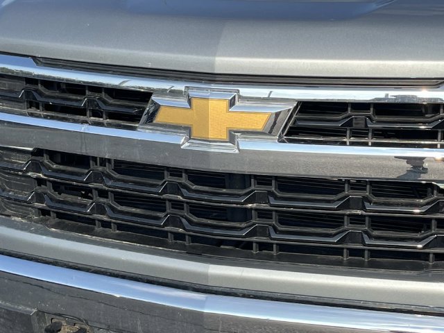 Used 2025 Chevrolet Silverado 1500 LT AWD/4WD image 9