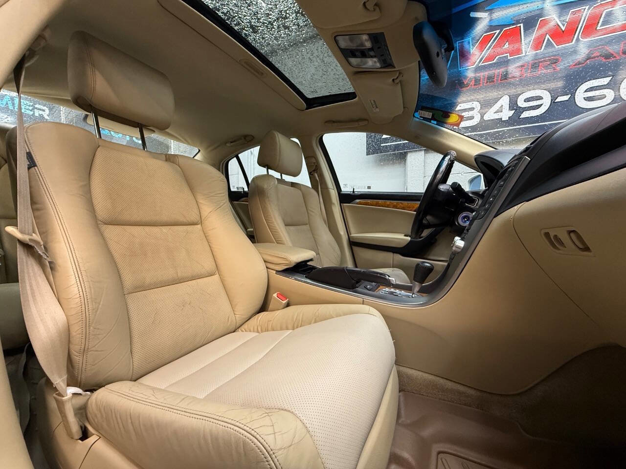 Used 2005 Acura TL w/ Navigation image 4