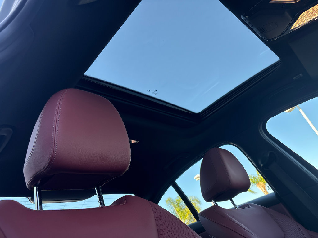 Used 2023 BMW 330e w/ M Sport Package RWD image 13