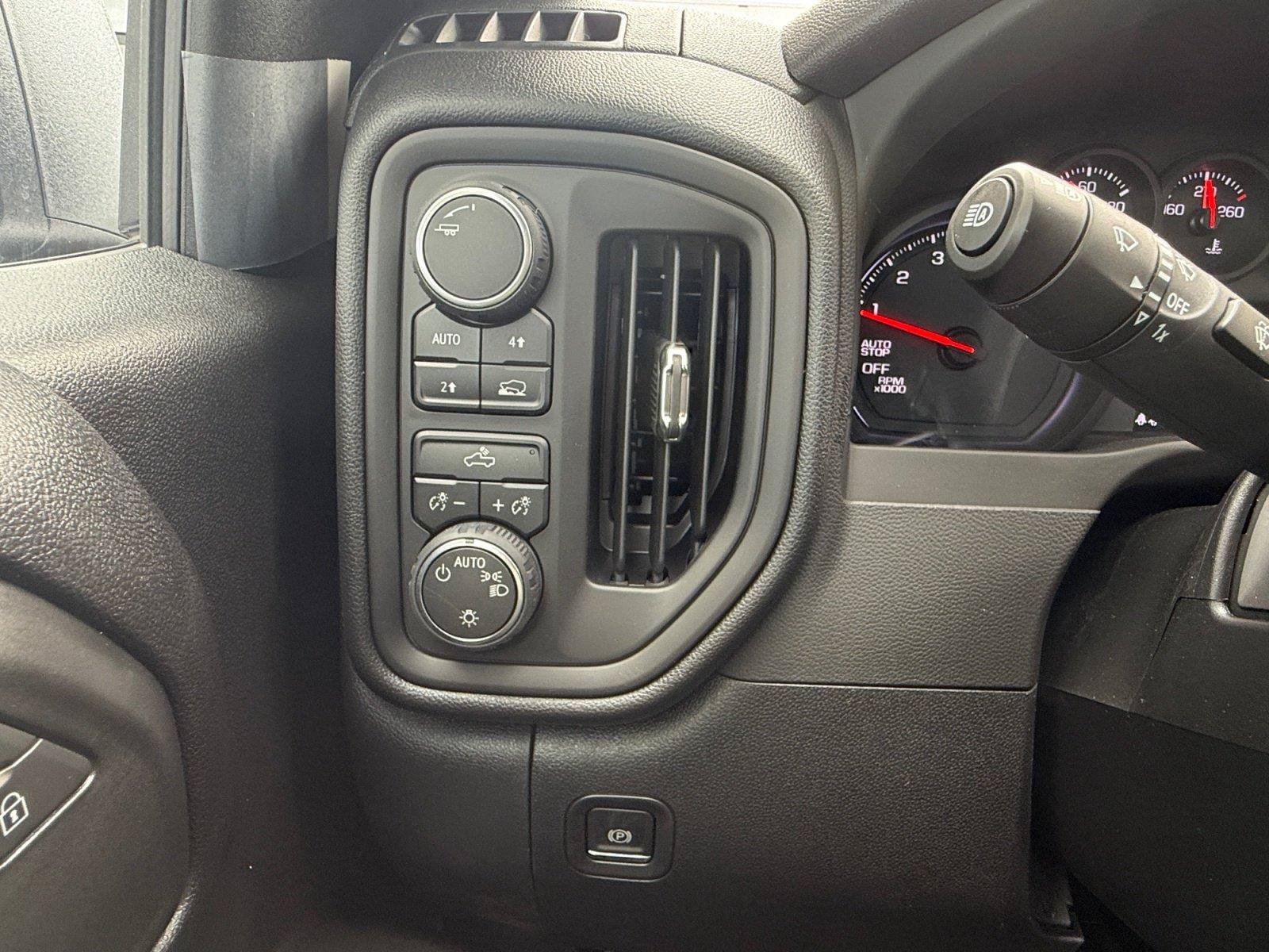 New 2026 Chevrolet Silverado 1500 Custom AWD/4WD image 23