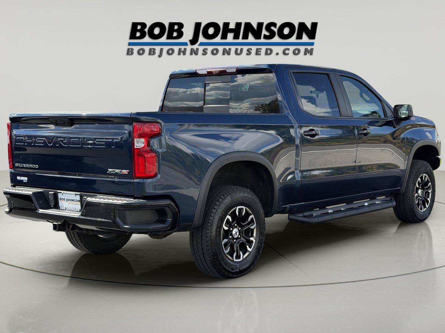 Used 2022 Chevrolet Silverado 1500 ZR2 w/ Technology Package AWD/4WD image 10