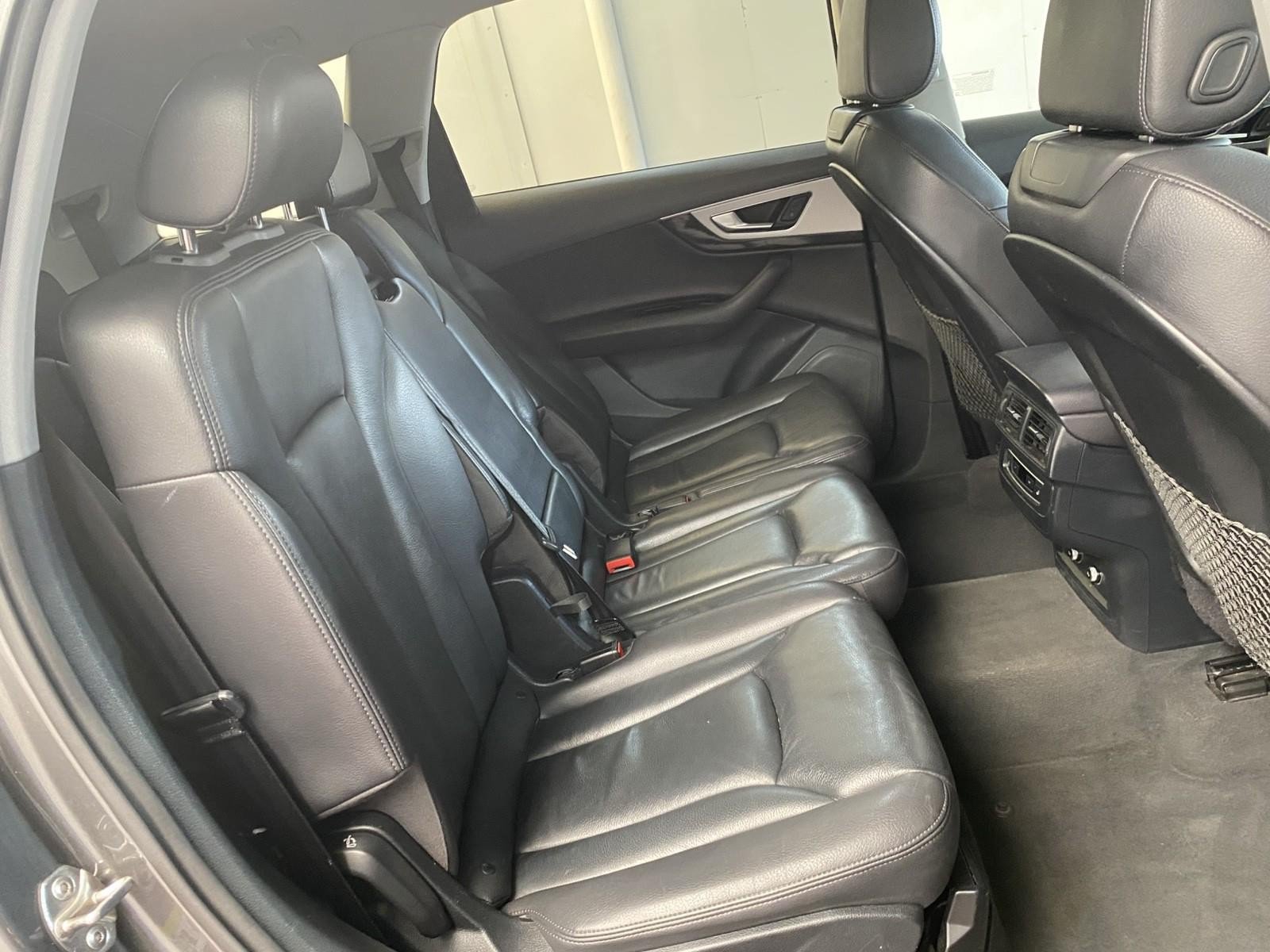 Used 2019 Audi Q7 2.0T Premium w/ Cold Weather Package AWD/4WD image 12
