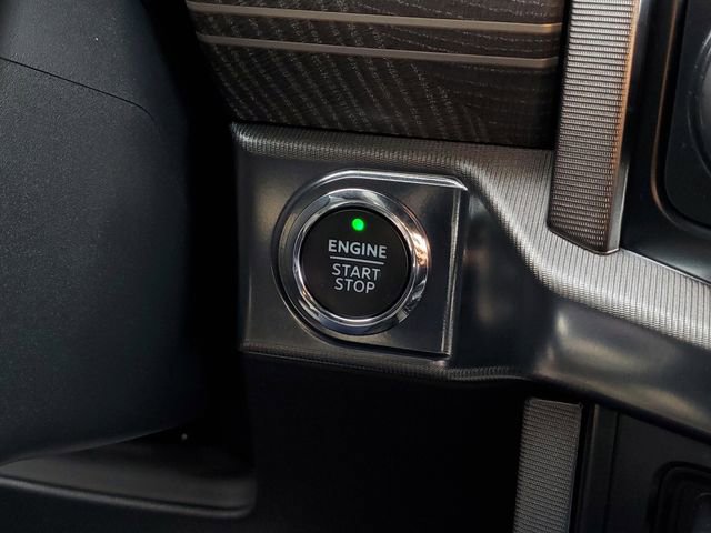 Certified 2022 Ford F150 Platinum w/ Equipment Group 701A High image 18