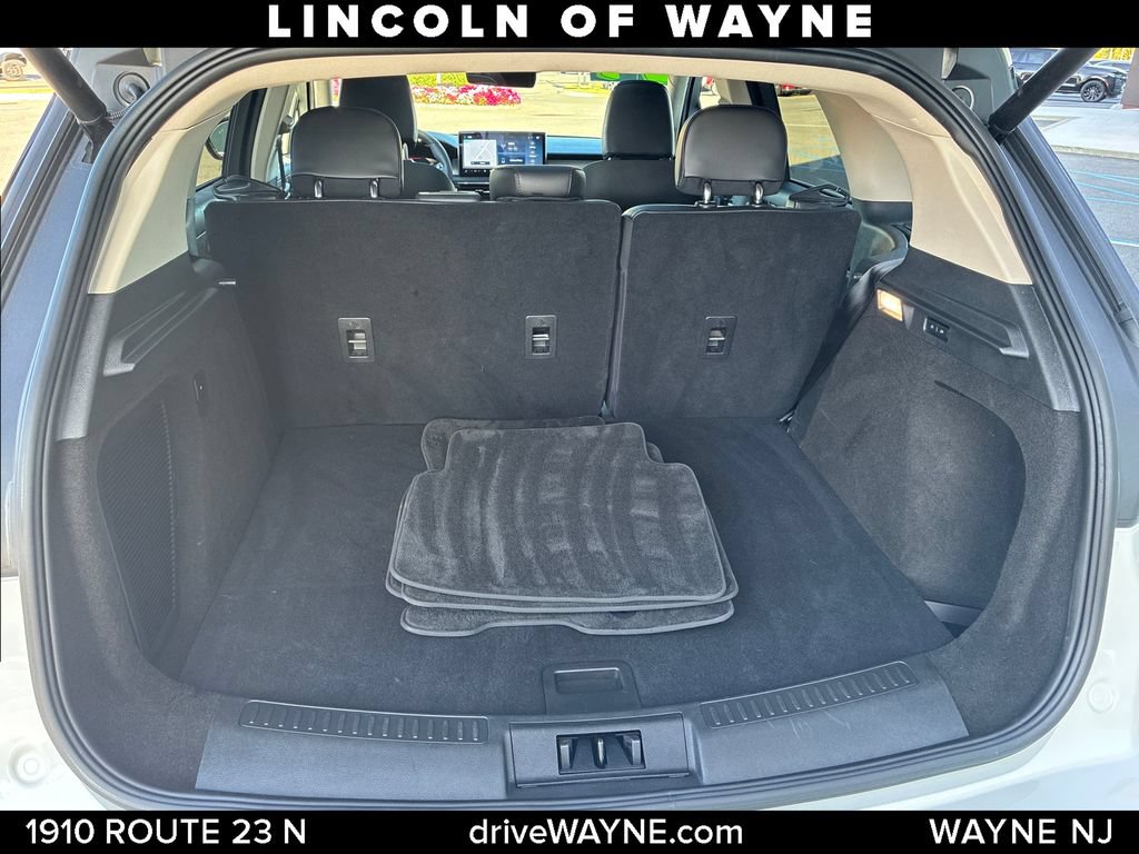 Certified 2024 Lincoln Corsair AWD w/ Equipment Group 101A image 7