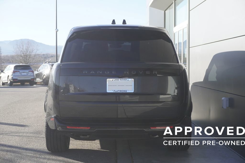 Used 2025 Land Rover Range Rover Long Wheelbase SE image 6