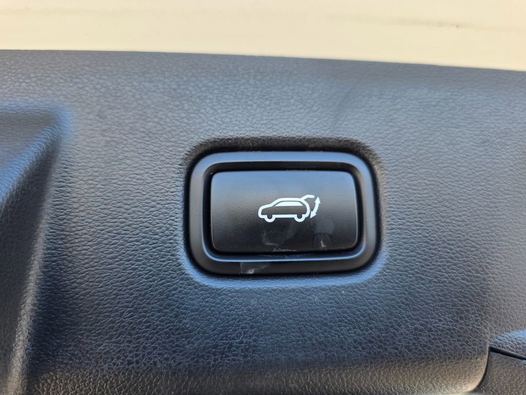 Used 2022 Hyundai Tucson Limited AWD/4WD image 13