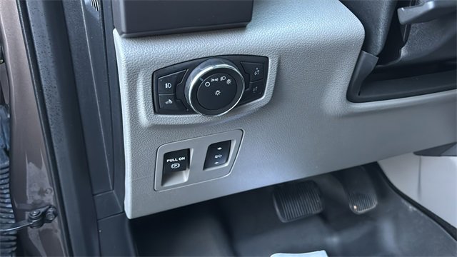 Used 2016 Ford F150 XLT w/ Equipment Group 302A Luxury image 14