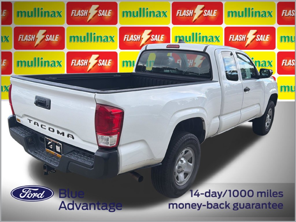 Used 2017 Toyota Tacoma SR RWD image 4