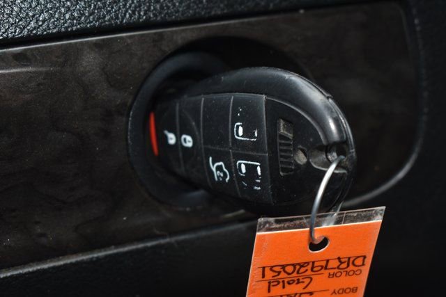 Used 2013 Dodge Grand Caravan SXT w/ Rear Park Assist Pkg image 22