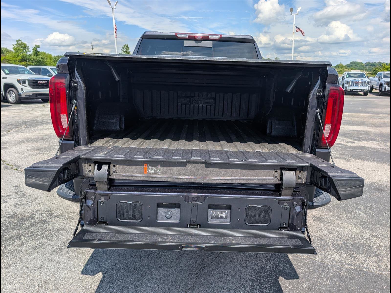 Used 2026 GMC Sierra 1500 AT4X AWD/4WD image 21