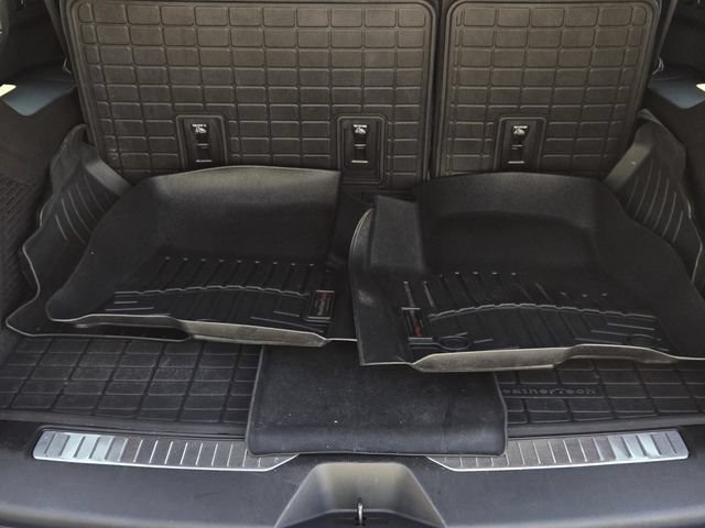 Used 2024 GMC Yukon XL Denali Ultimate AWD/4WD image 11