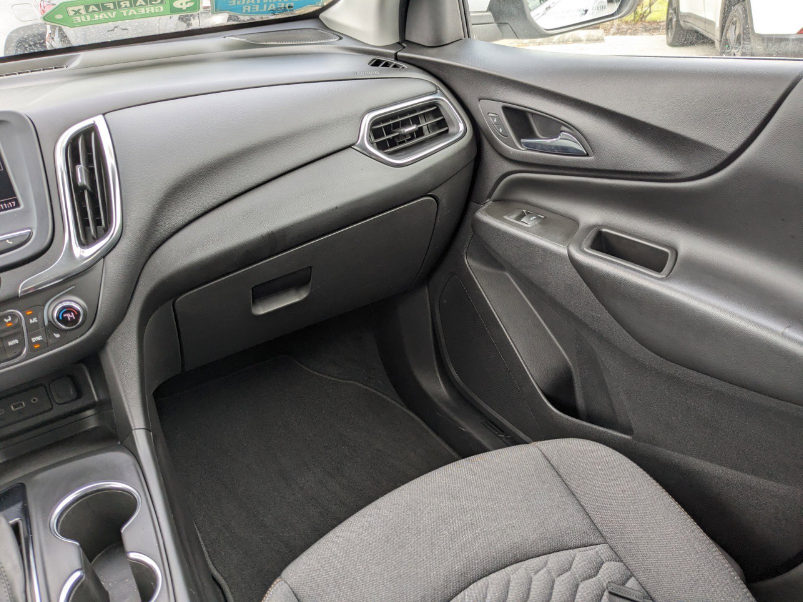 Used 2021 Chevrolet Equinox LT image 18