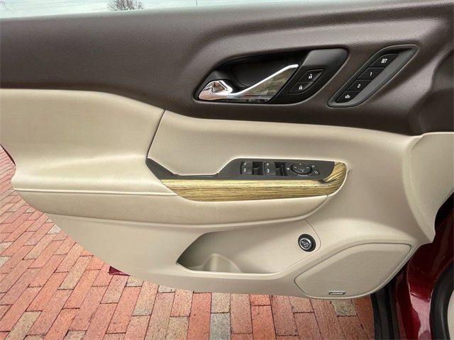 Used 2018 GMC Acadia Denali w/ Technology Package image 10