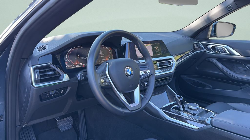 Certified 2023 BMW 430i xDrive Convertible w/ Convenience Package image 4