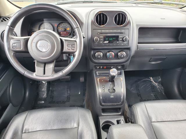 Used 2016 Jeep Patriot High Altitude AWD/4WD image 18