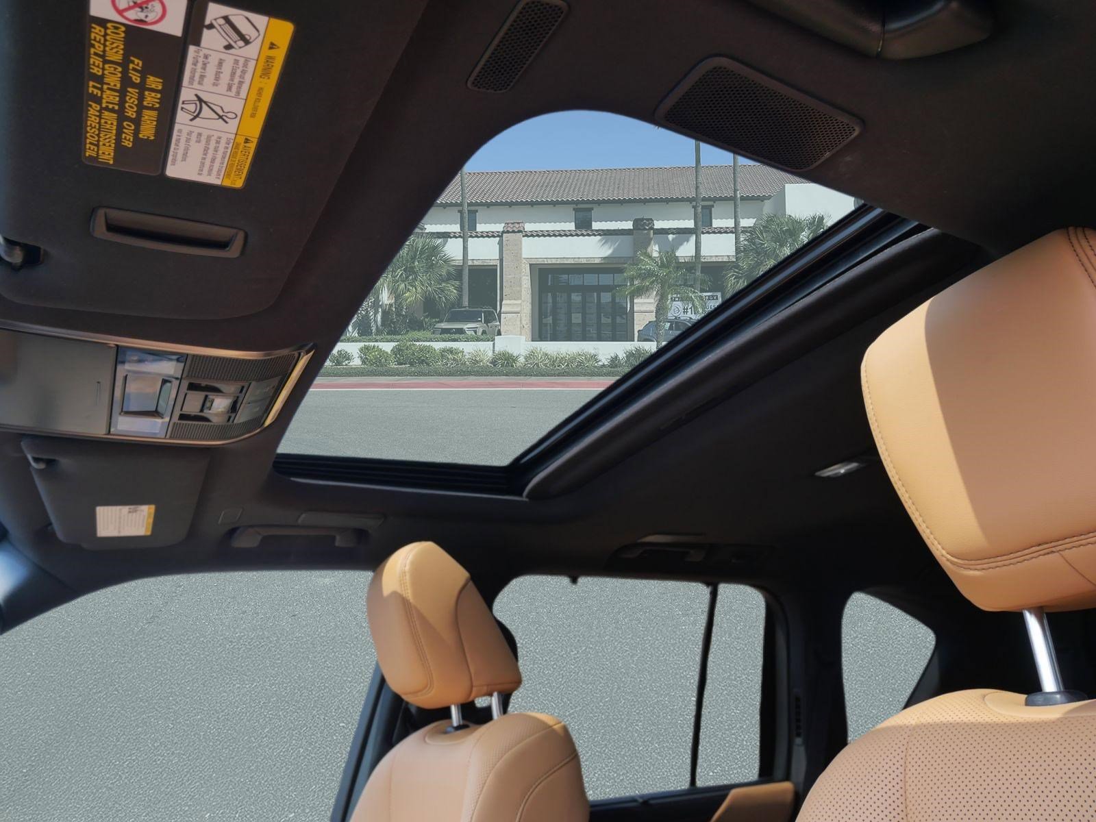 Certified 2024 Lexus LX 600 4WD w/ Luxury Package image 21