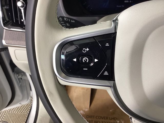 New 2026 Volvo XC90 T8 Ultra w/ Protection Package Premier image 19