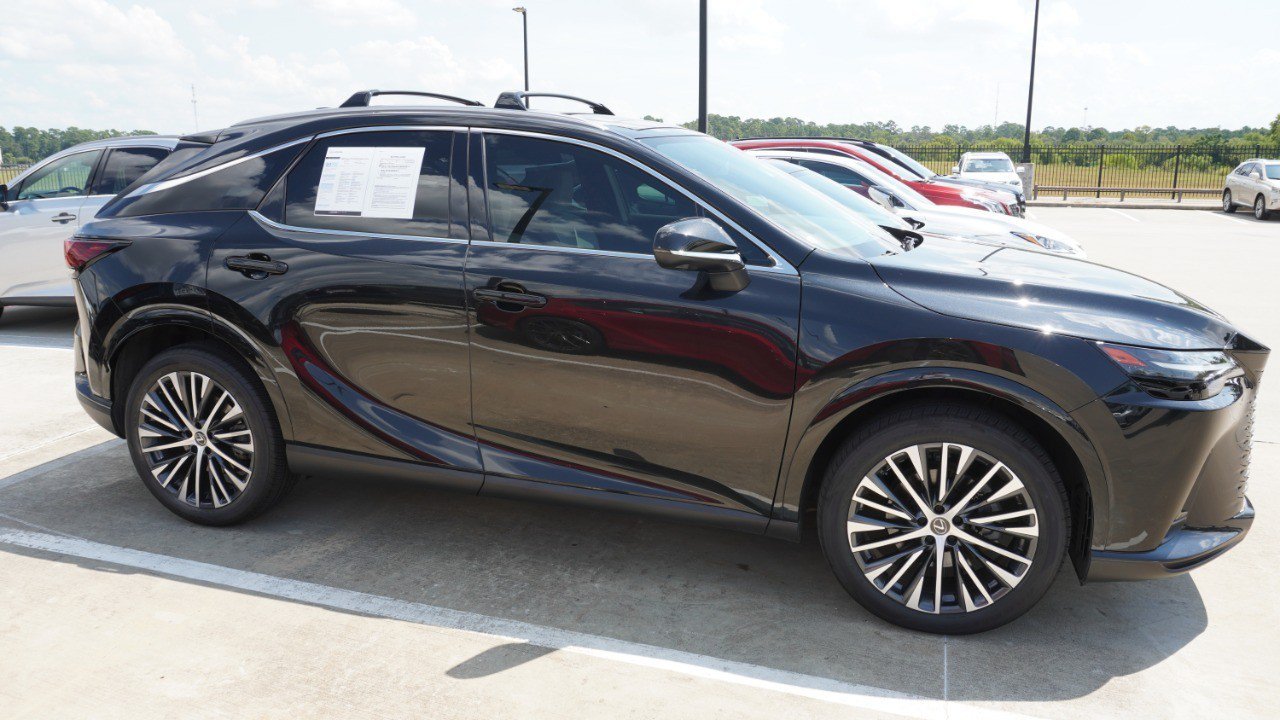Certified 2023 Lexus RX 350 Premium Plus w/ Cold Area Package FWD image 4