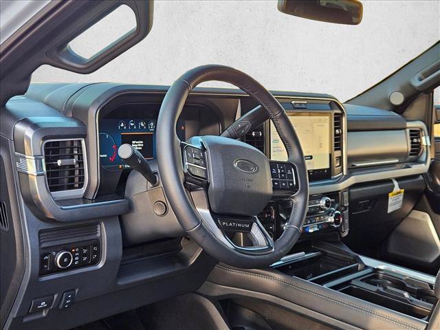 Certified 2025 Ford F450 Platinum w/ FX4 Off-Road Package AWD/4WD image 10