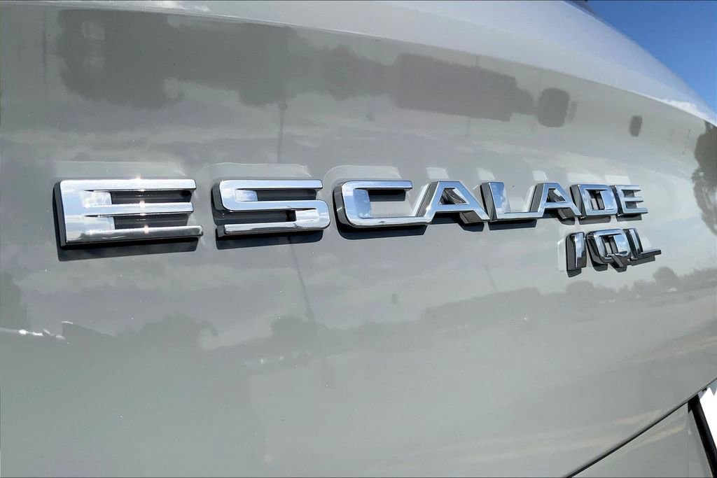 New 2026 Cadillac Escalade IQL Luxury image 31