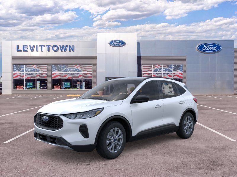 New 2025 Ford Escape Active w/ Tech Pack #1 AWD/4WD image 1