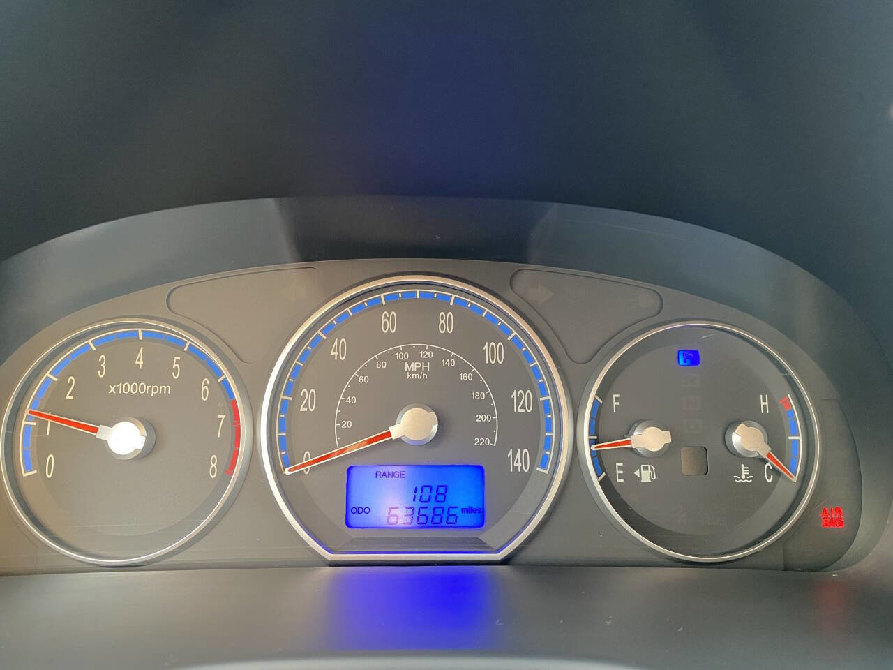 Used 2009 Hyundai Santa Fe Limited AWD/4WD image 25