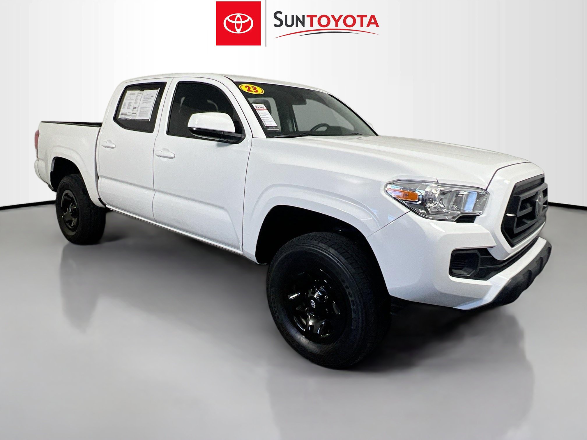 Used 2023 Toyota Tacoma SR AWD/4WD image 1