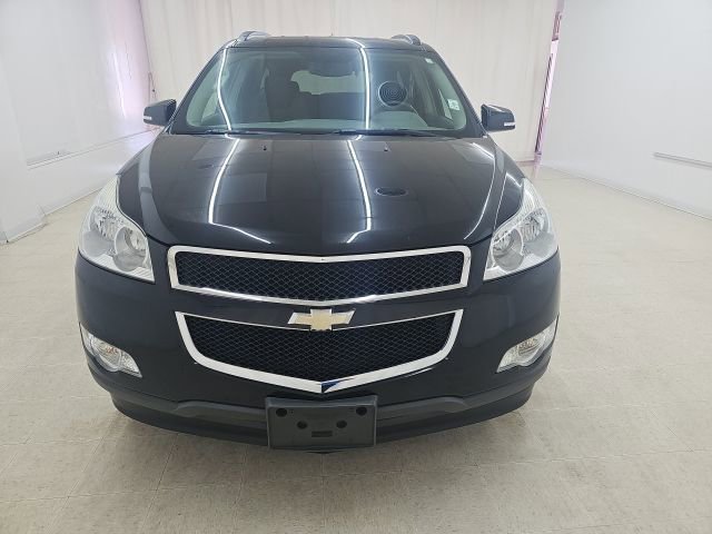 Used 2009 Chevrolet Traverse LT FWD image 2